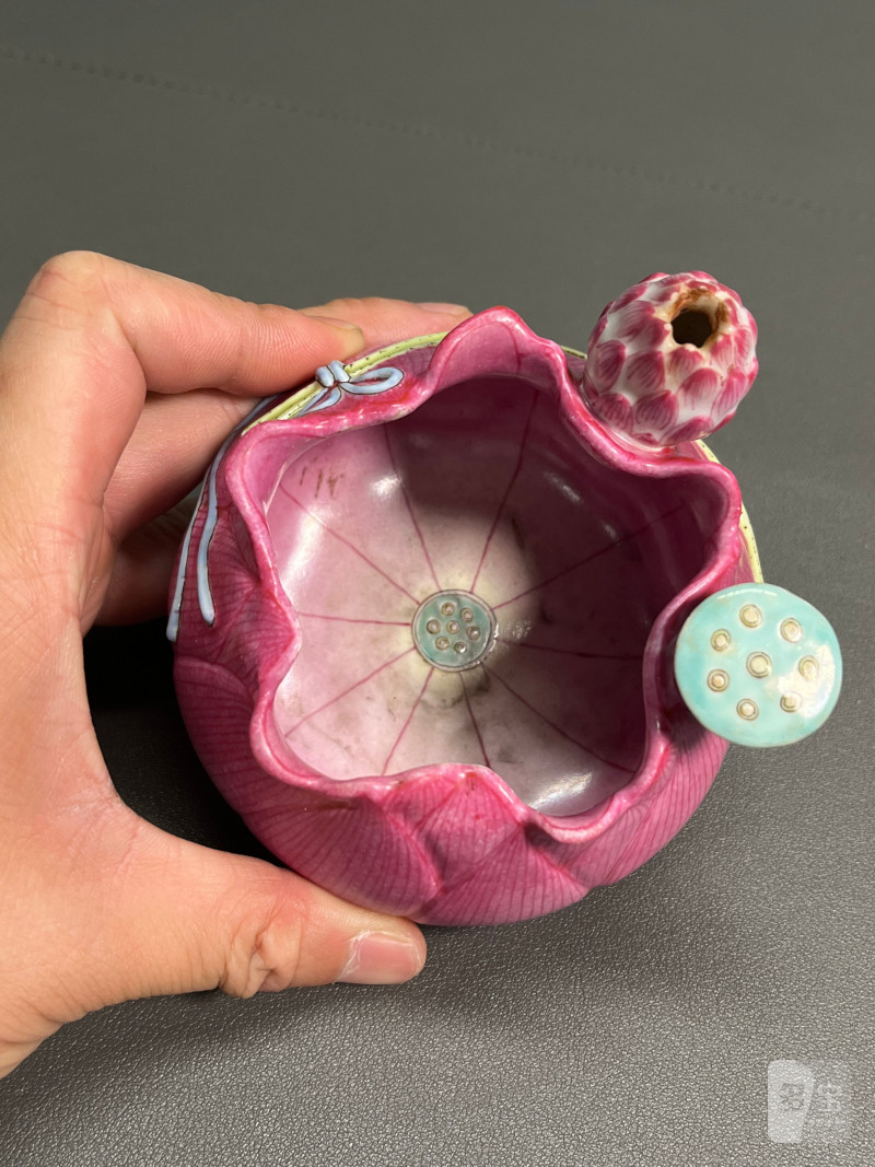 清乾隆  粉彩荷花形水盂 - 图13